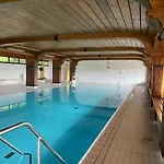 Relax-apartment Mit Indoor-pool, Sauna, Massagesessel Und Netflix