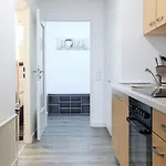 Relax-apartment Mit Indoor-pool, Sauna, Massagesessel Und Netflix