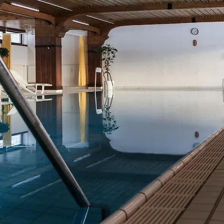 Relax-apartment Mit Indoor-pool, Sauna, Massagesessel Und Netflix *
