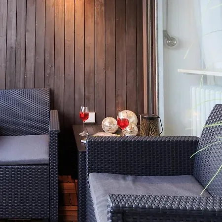 Relax-apartment Mit Indoor-pool, Sauna, Massagesessel Und Netflix דירה סכונאץ'