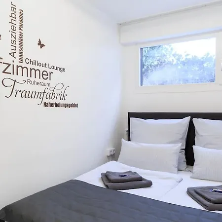 Relax-apartment Mit Indoor-pool, Sauna, Massagesessel Und Netflix Apartment