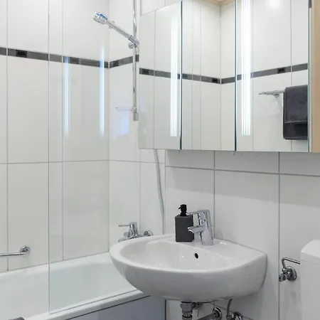 Apartment Relax-apartment Mit Indoor-pool, Sauna, Massagesessel Und Netflix