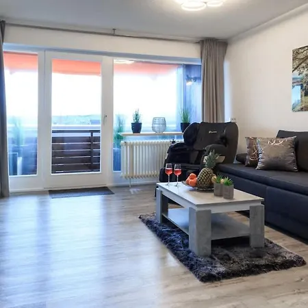 Relax-apartment Mit Indoor-pool, Sauna, Massagesessel Und Netflix דירה סכונאץ'