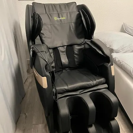 Relax-apartment Mit Indoor-pool, Sauna, Massagesessel Und Netflix סכונאץ'