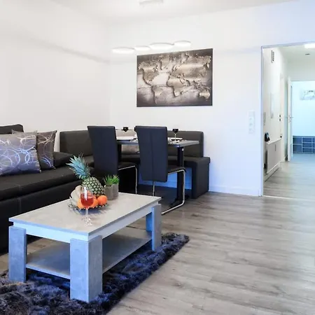 Relax-apartment Mit Indoor-pool, Sauna, Massagesessel Und Netflix